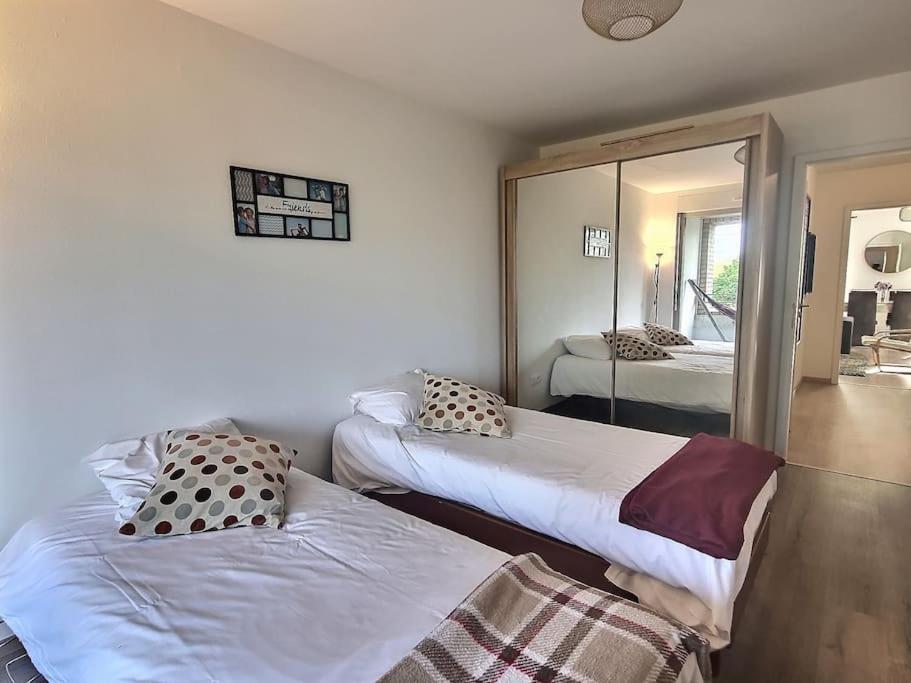 Superbe Appartement Avec 2 Balcons - Vue Sur La Cathedrale Environ 15 Min En Tram Strasburg Zewnętrze zdjęcie